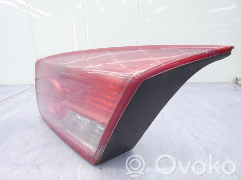 Tailgate rear/tail lights