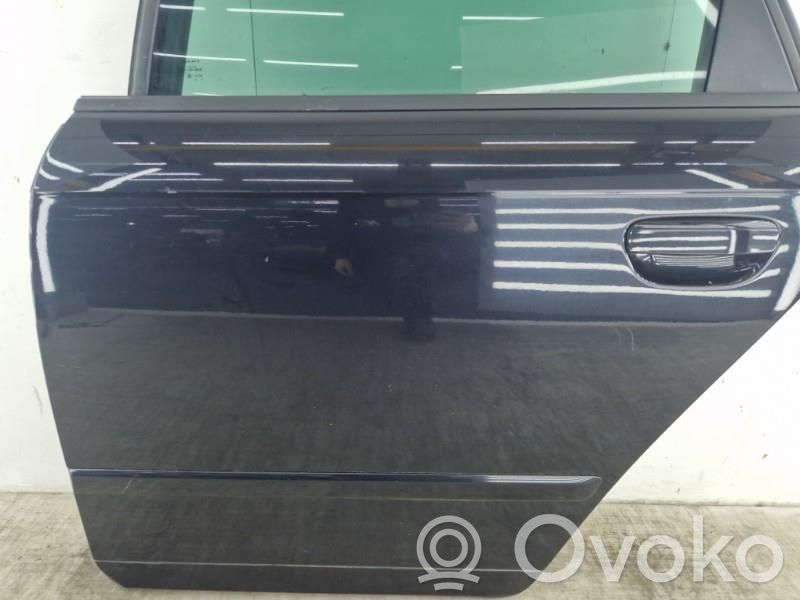 Puerta trasera   3R0833051