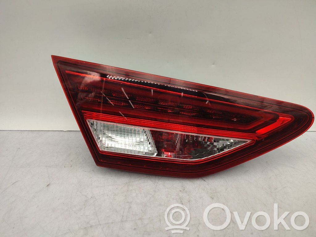 Seat Leon (5F) Feux arrière sur hayon 