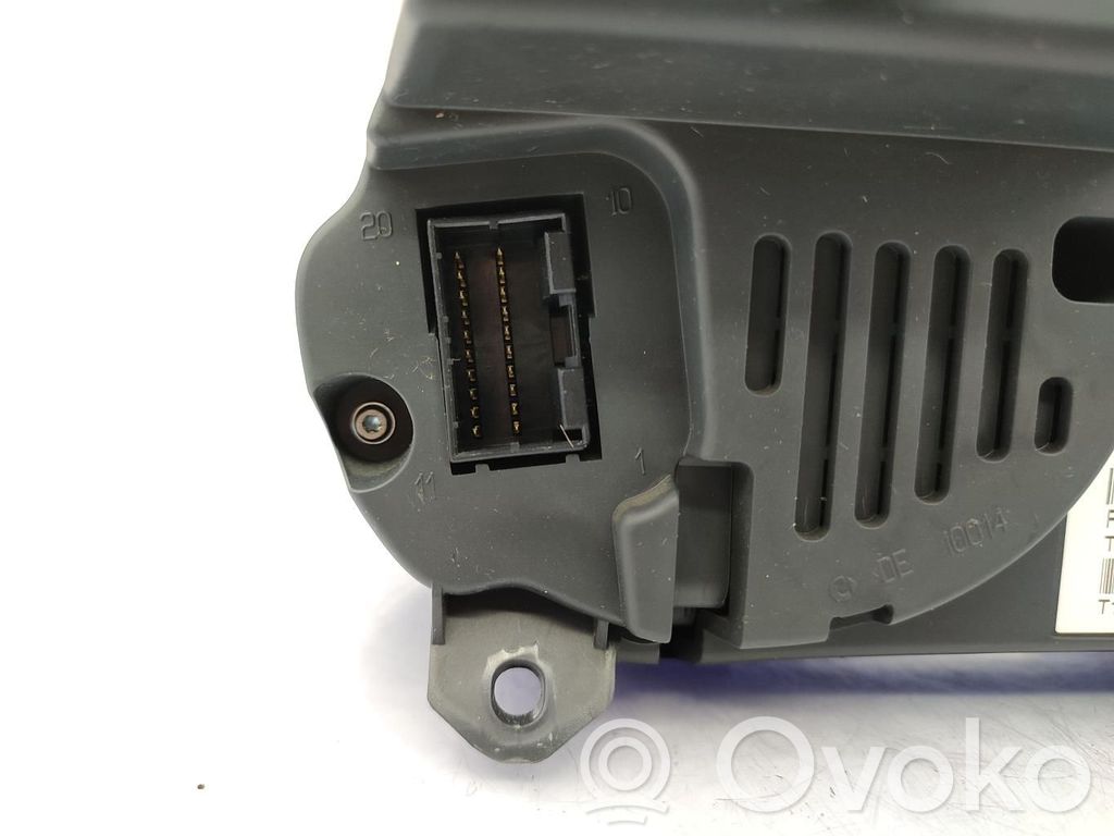 Smart ForFour I Speedometer (instrument cluster) 