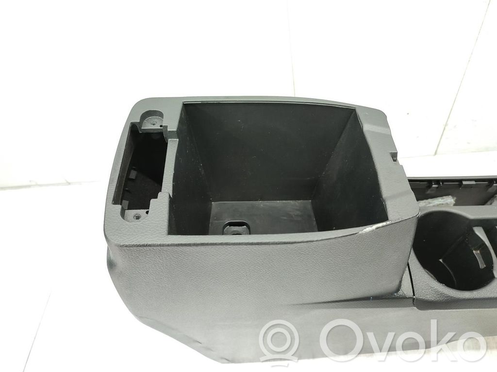 Toyota Auris E180 Consola central 