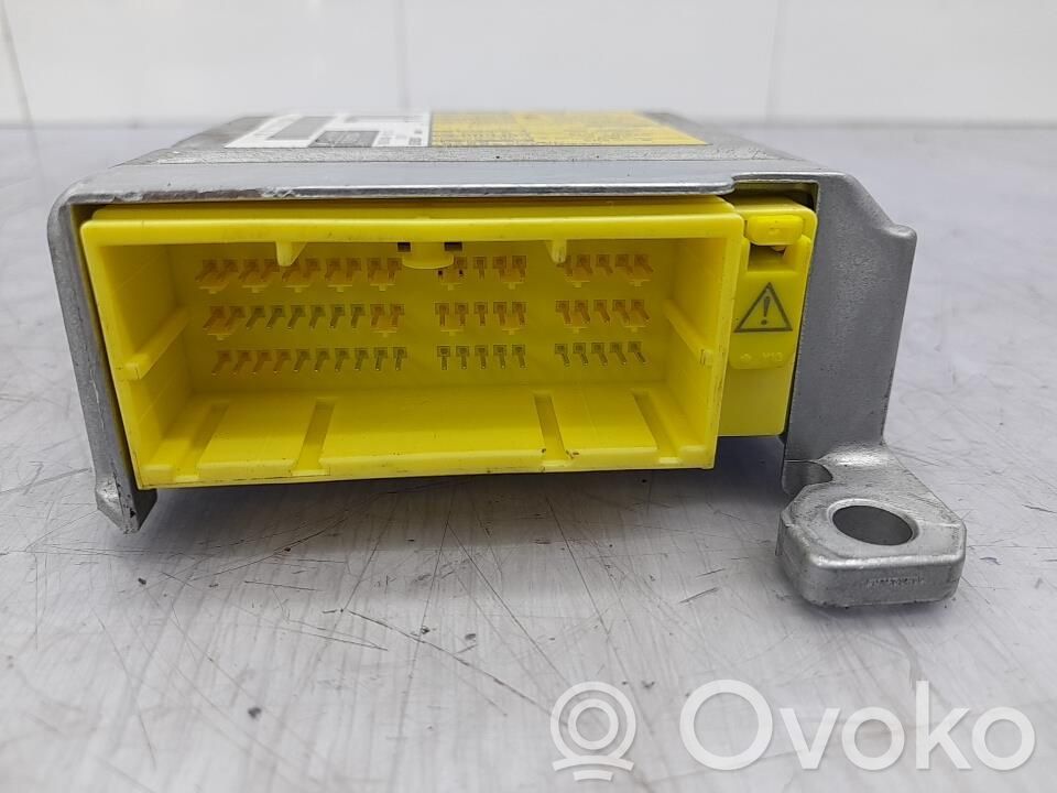 Toyota iQ Airbag control unit/module 