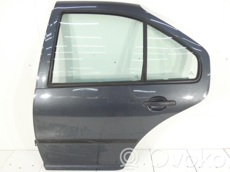 Volkswagen Bora Puerta trasera 