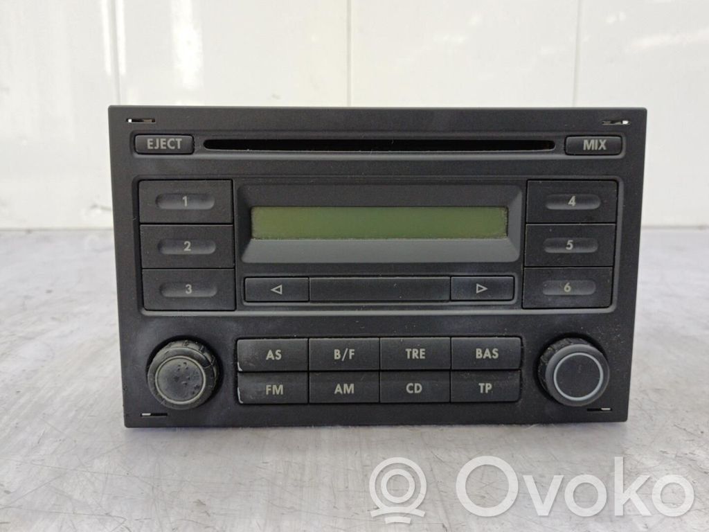 Volkswagen Polo IV 9N3 Unidad delantera de radio/CD/DVD/GPS 
