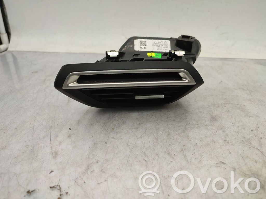 Peugeot 208 II Copertura griglia di ventilazione laterale cruscotto 
