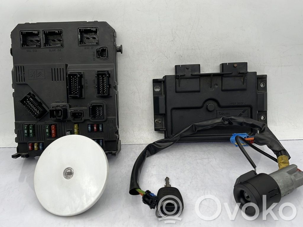 Peugeot 206 Engine ECU kit and lock set 