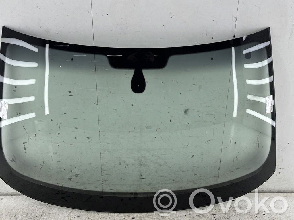 Audi A1 Priekšējā loga stikls 