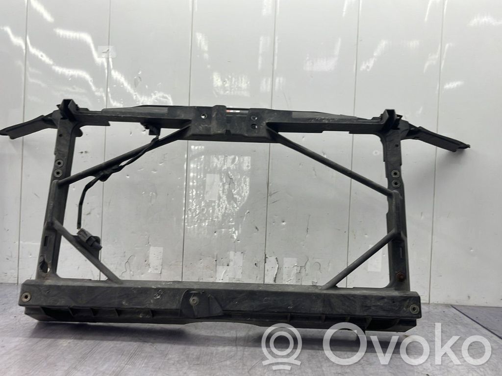 Mazda 6 Viršutinė dalis radiatorių panelės (televizoriaus) 