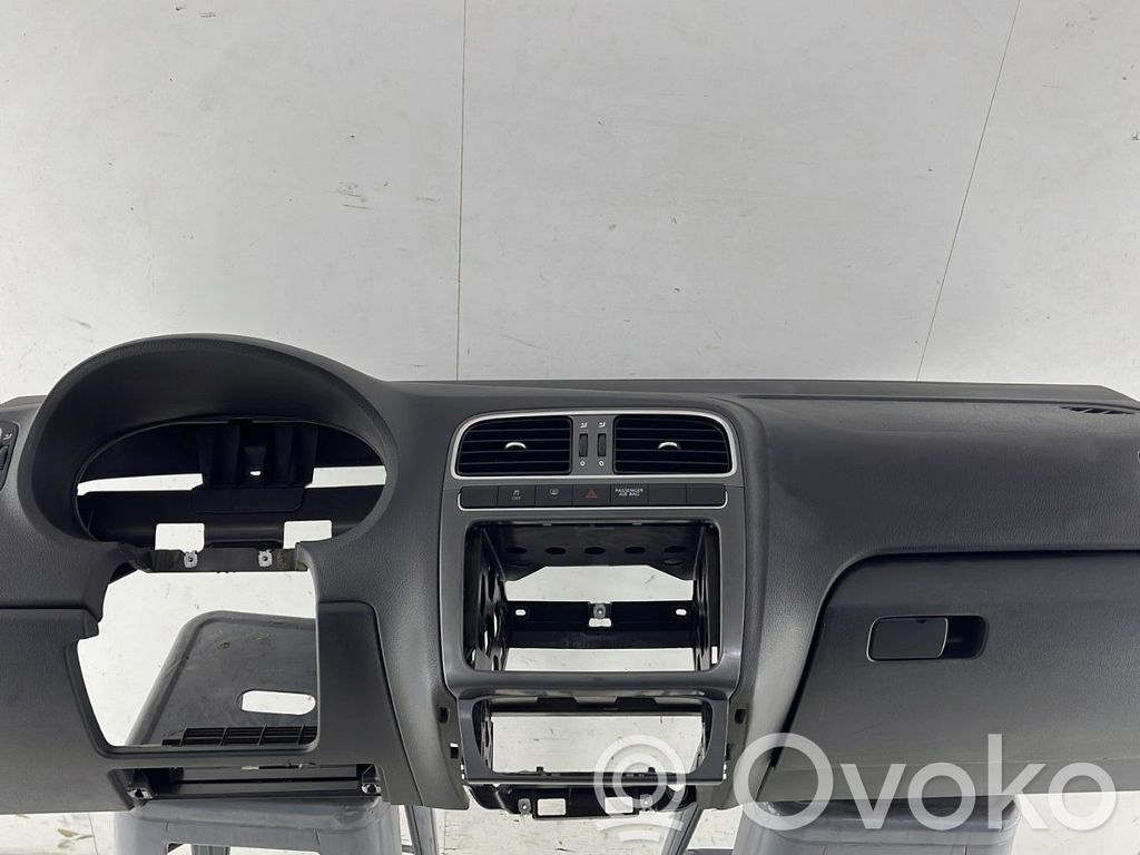 Volkswagen Polo V 6R Bord 