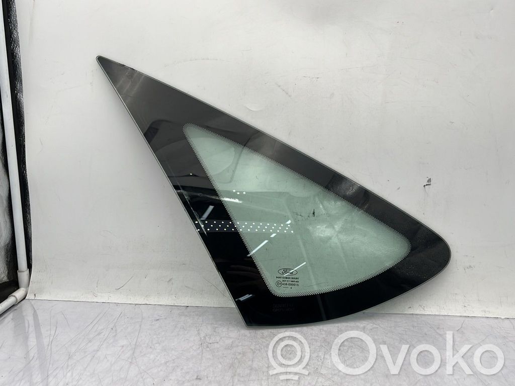 Ford Focus Rear side window 