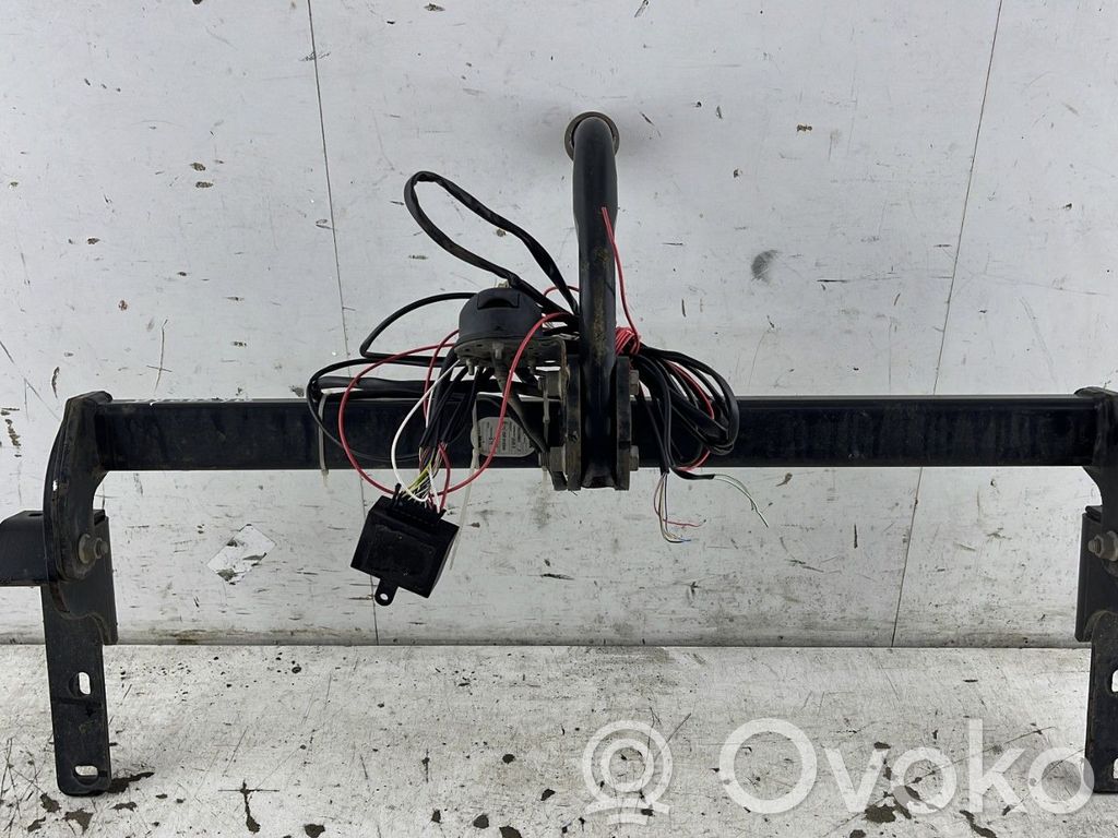 Citroen C4 II Set bară remorcare 