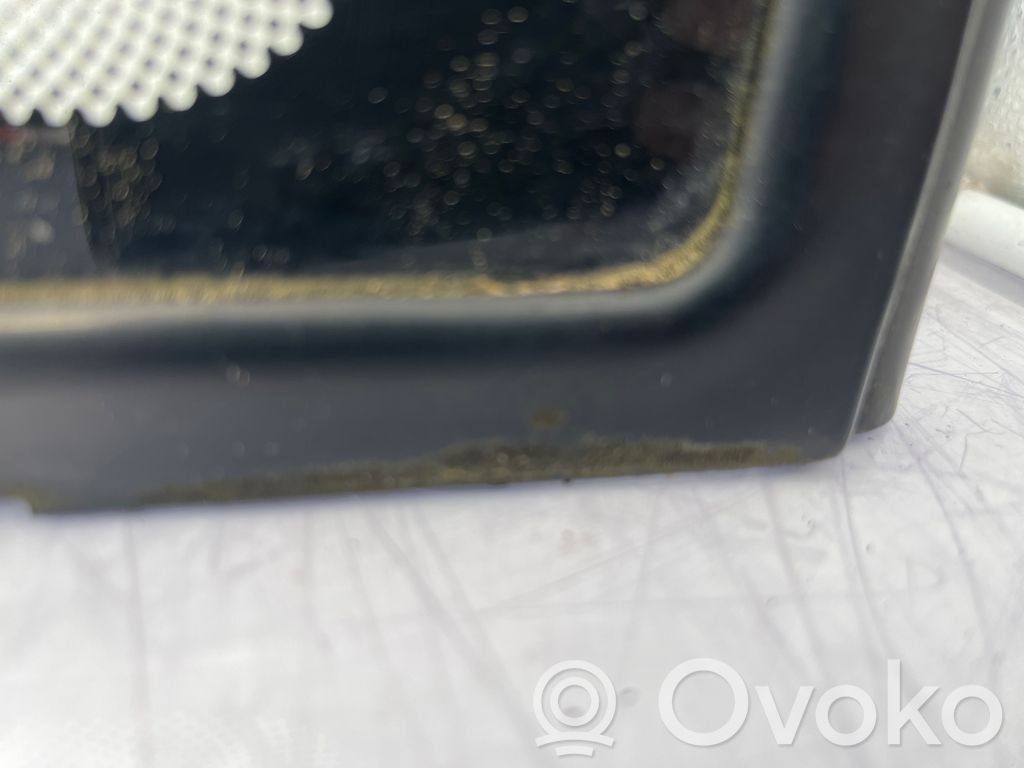 Peugeot 106 Seitenscheibe hinten 