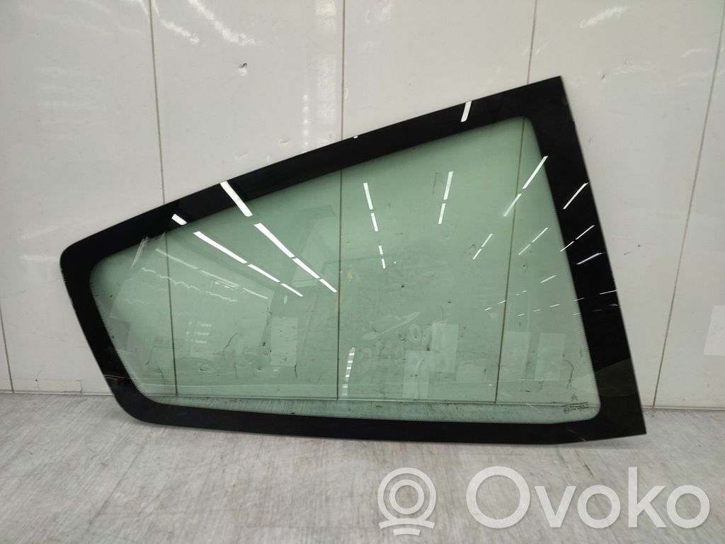 Citroen C2 Rear side window 