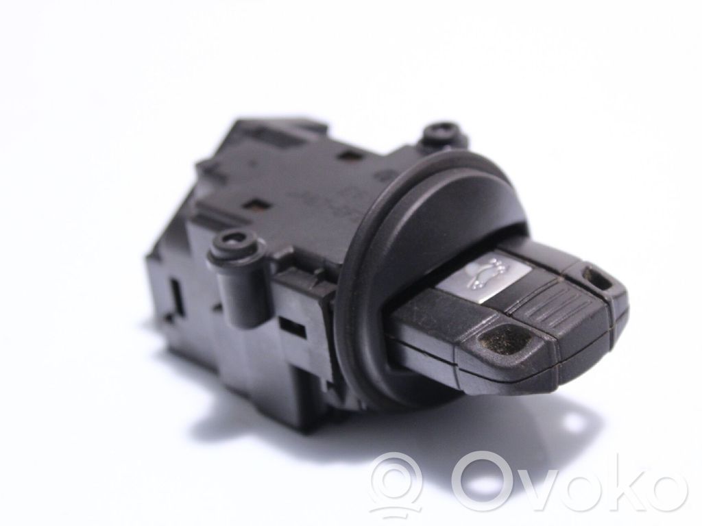 Ignition lock   32306765857