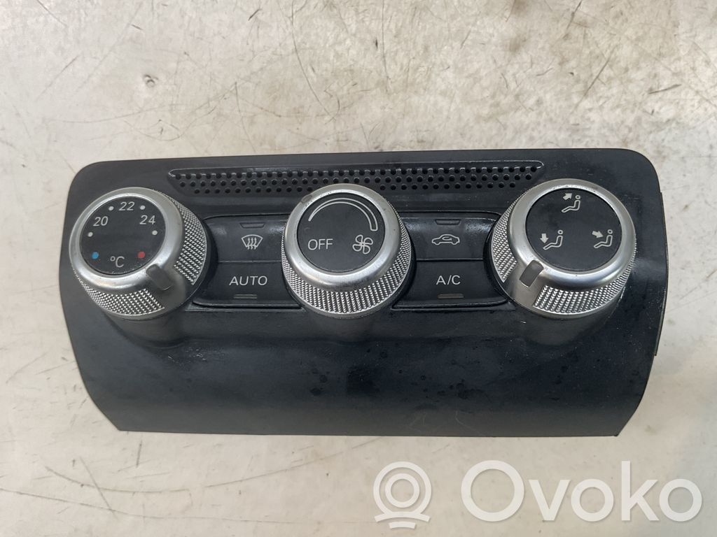 Audi A1 Oro kondicionieriaus/ klimato/ pečiuko valdymo blokas (salone) 