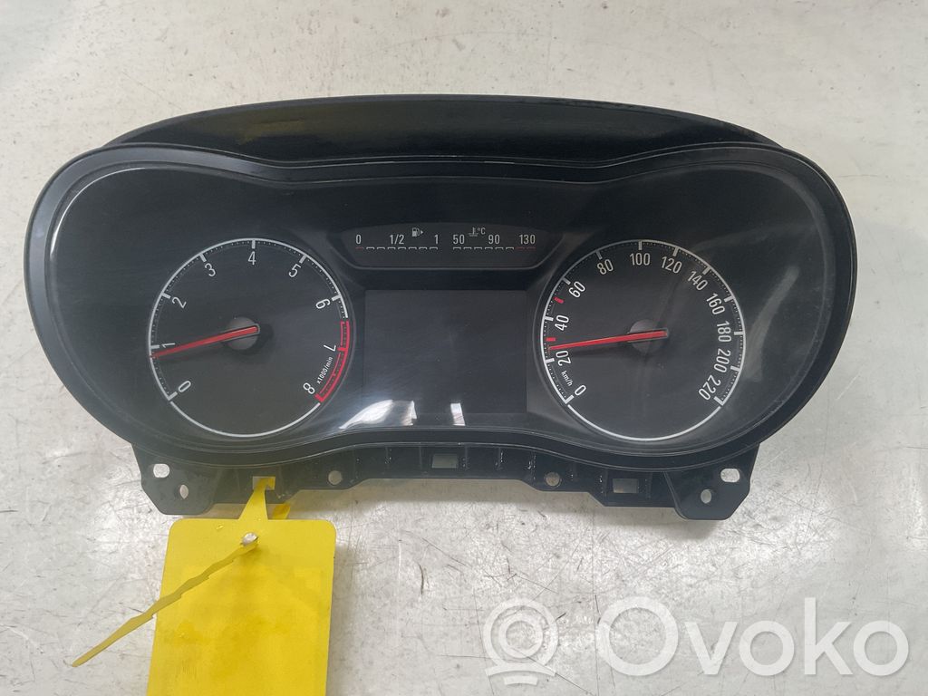 Opel Corsa E Speedometer (instrument cluster) 