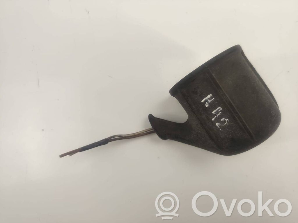 BMW 3 E30 Ajovalon osa 
