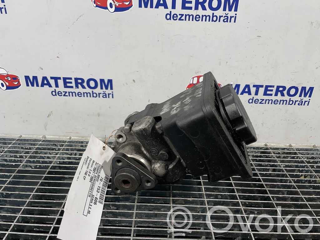 BMW 3 E46 Power steering pump 