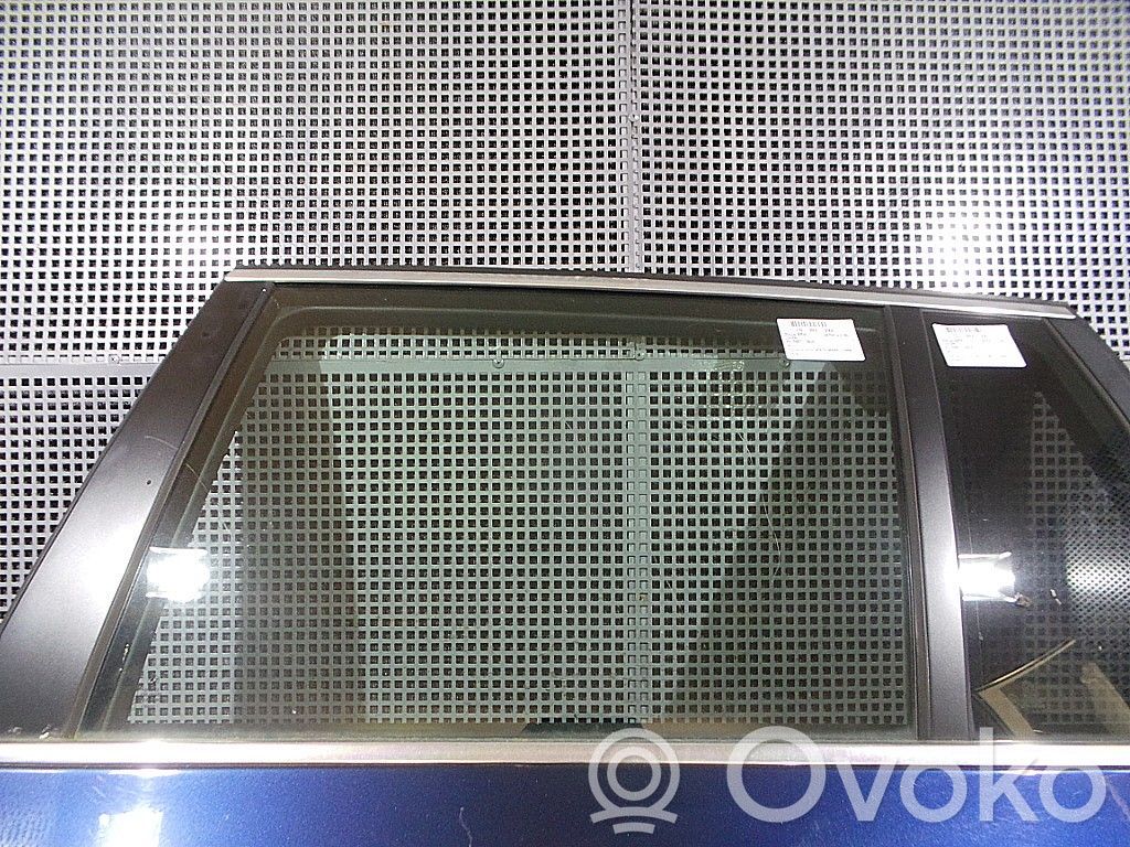 BMW 5 E60 E61 Rear door window glass 