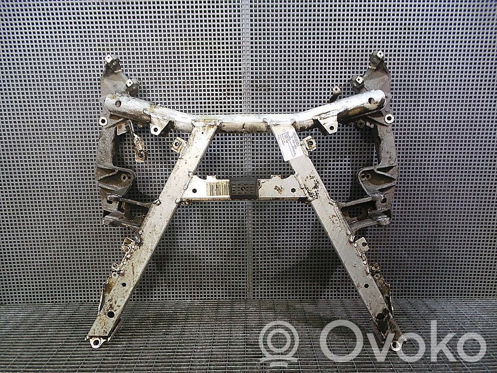 BMW 5 E39 Priekinis traversas 
