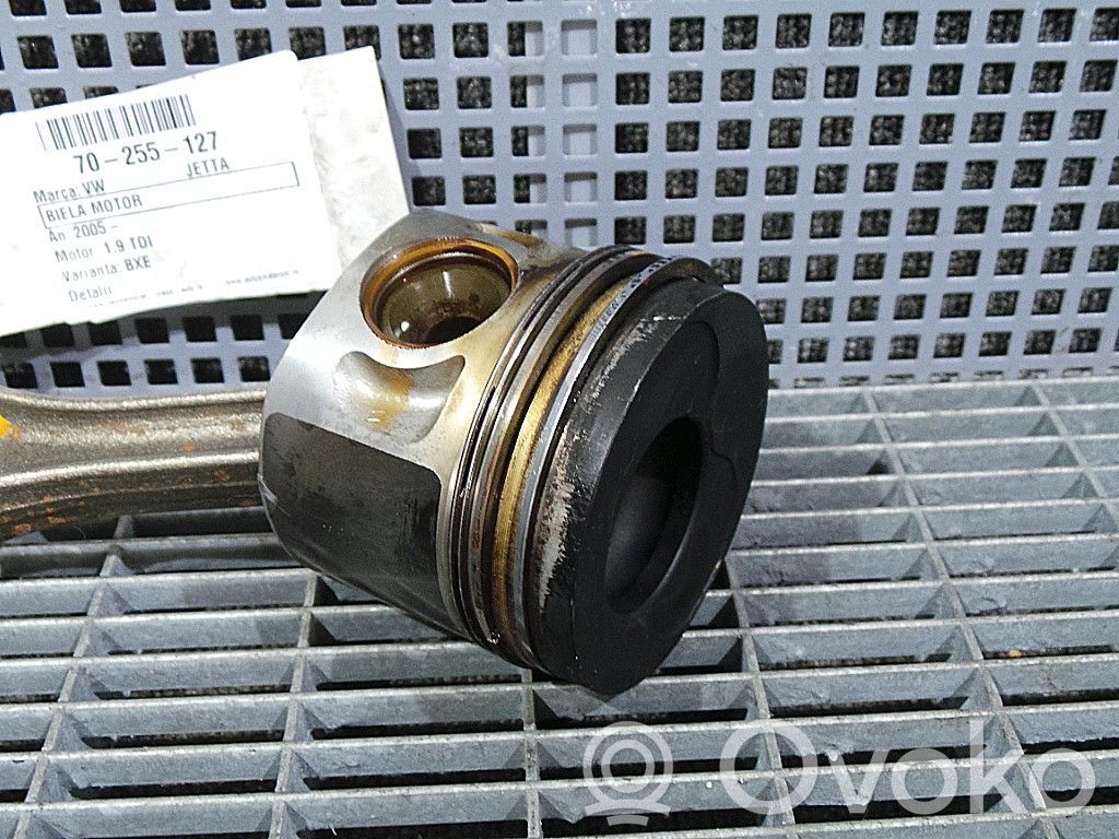 Piston
