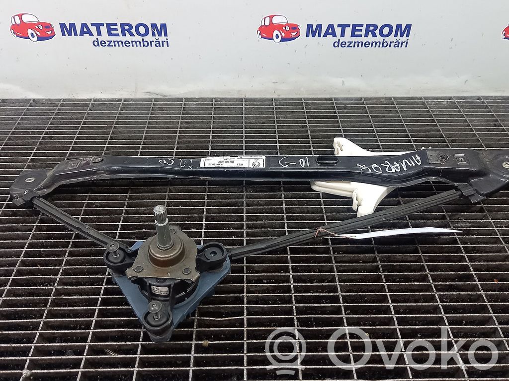 Volkswagen Amarok Alzacristalli della portiera posteriore con motorino 