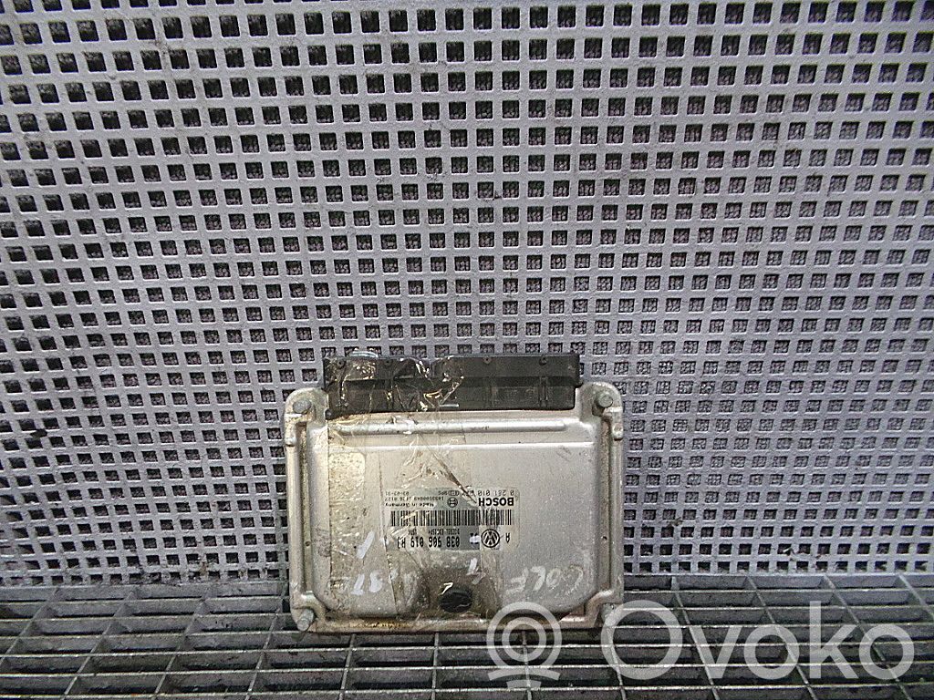 Volkswagen Golf IV Centralina/modulo del motore 