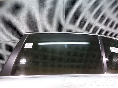 aizmugurējo durvju stikls   51357007511