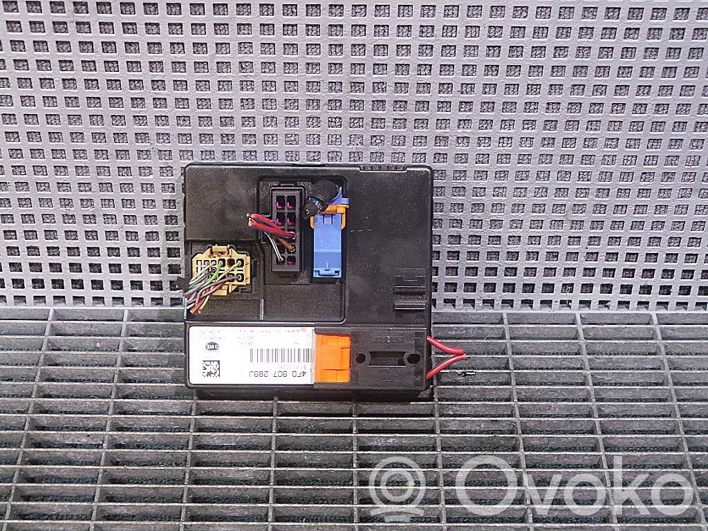 Audi A6 S6 C6 4F Modulo comfort/convenienza 