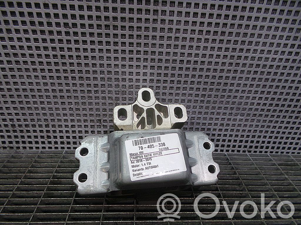 Volkswagen Tiguan Gearbox mounting bracket 