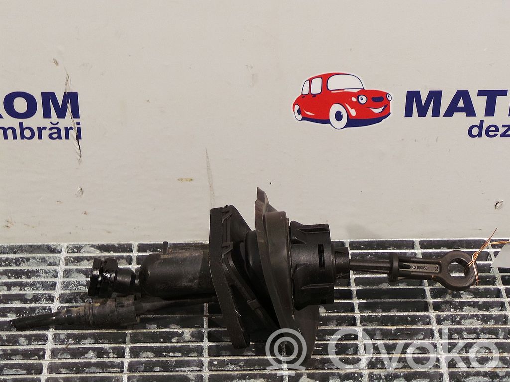 Ford Mondeo MK IV Kytkimen pääsylinteri 