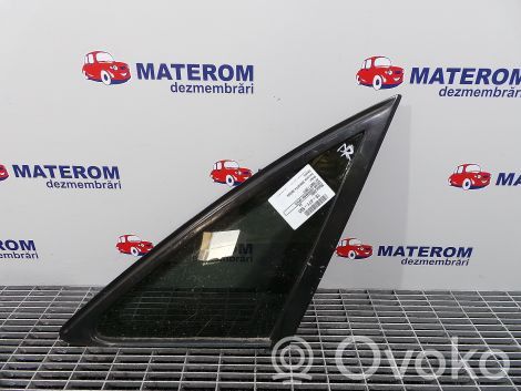 Audi A4 S4 B8 8K Finestrino laterale posteriore 