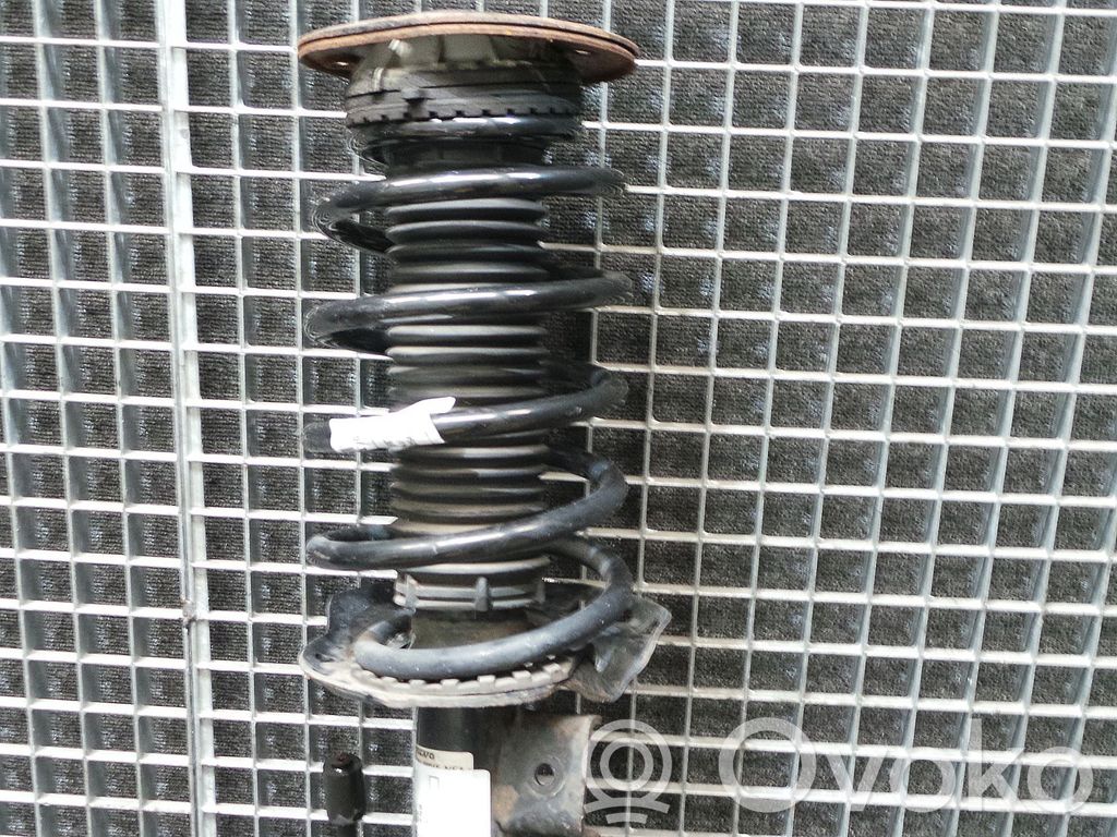 Volvo S80 Etukierrejousi 
