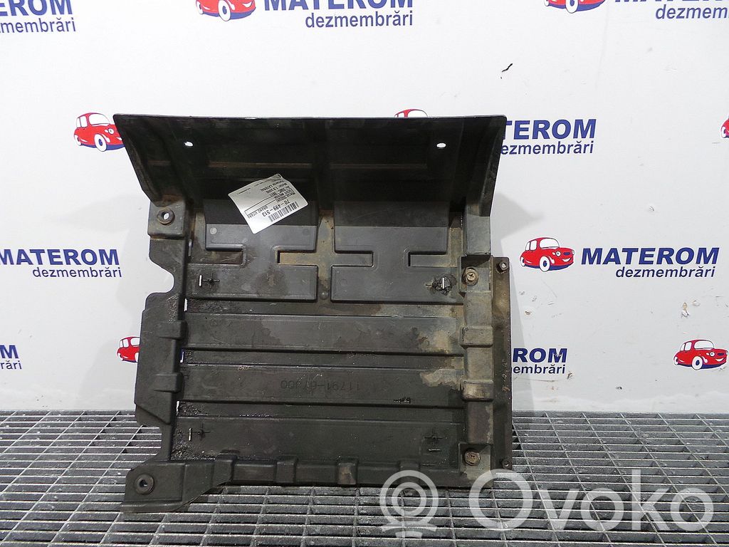 Suzuki Grand Vitara II Engine splash shield/under tray 