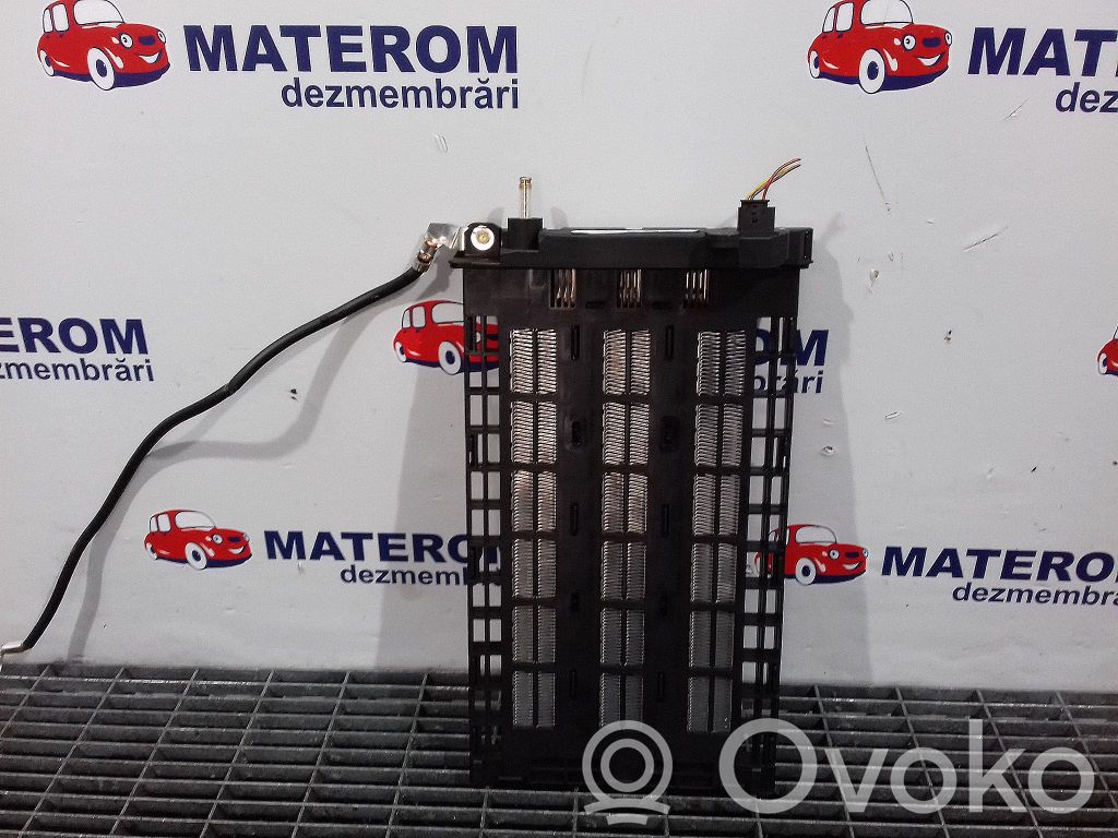 BMW 1 E81 E87 Elektrinis salono pečiuko radiatorius 