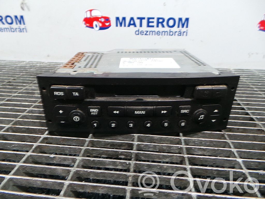 Panel / Radioodtwarzacz CD/DVD/GPS   6564N6