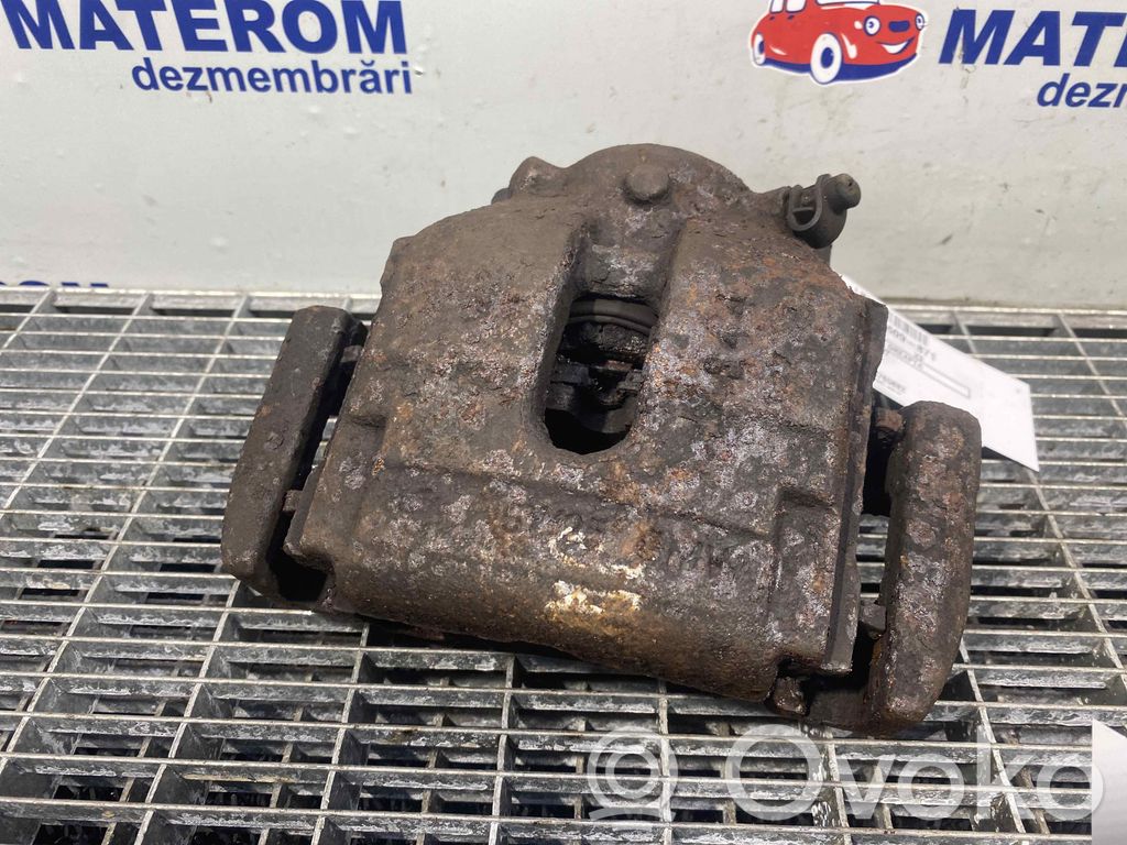 BMW X3 E83 Front brake caliper 