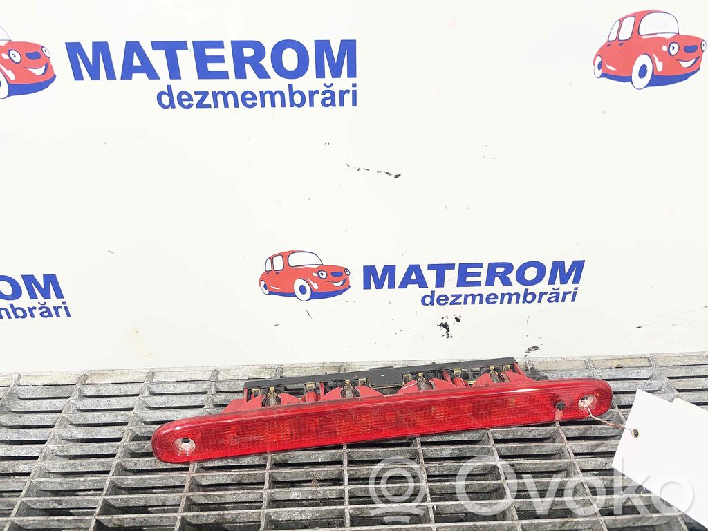 Dritte Bremsleuchte   1606372780
