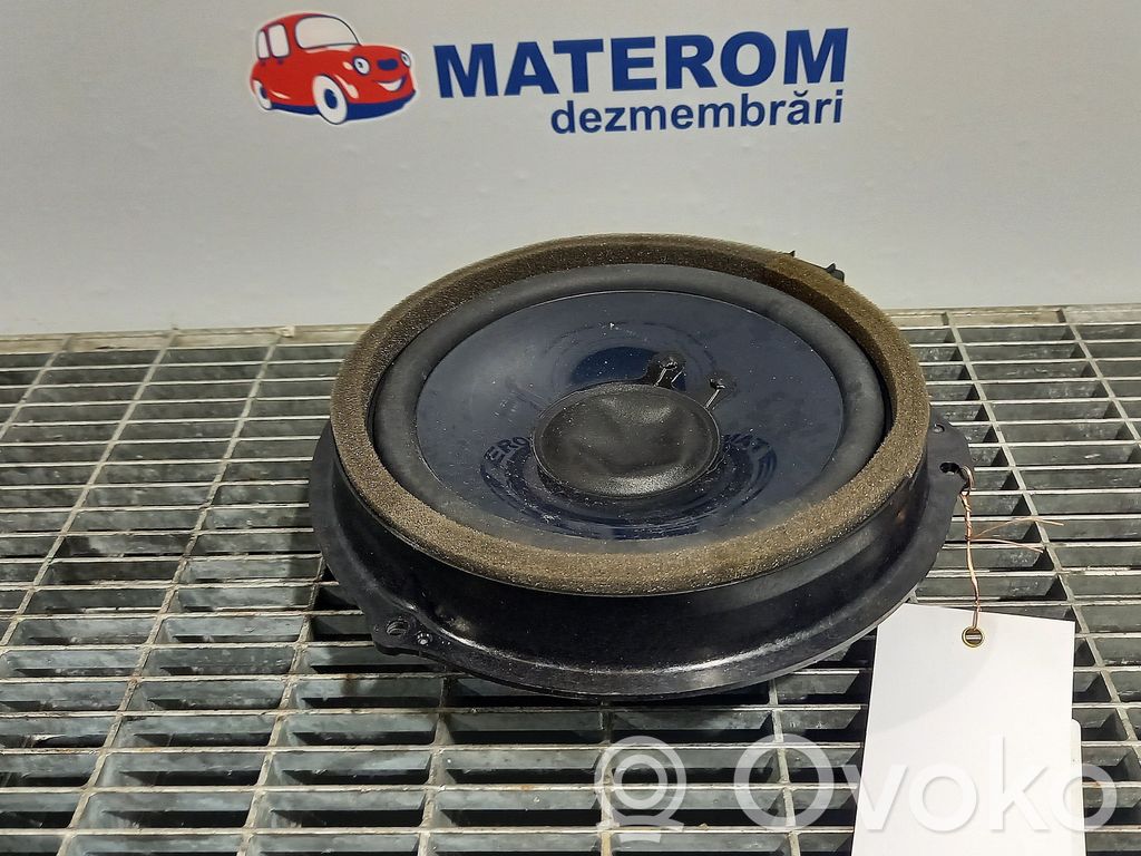 Ford Kuga II Front door speaker 