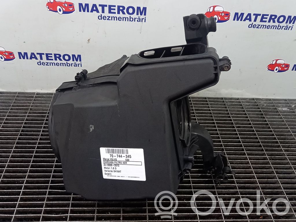 Volvo C30 Air filter box 