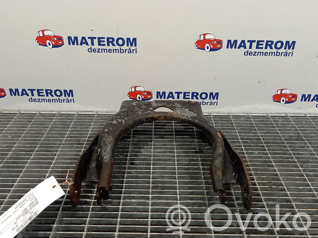 Coil spring mount   9682594280