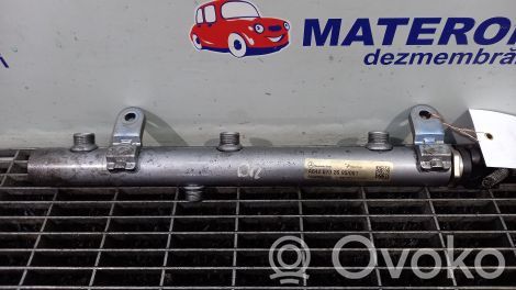 Mercedes-Benz E W211 Tuyau de conduite principale de carburant 