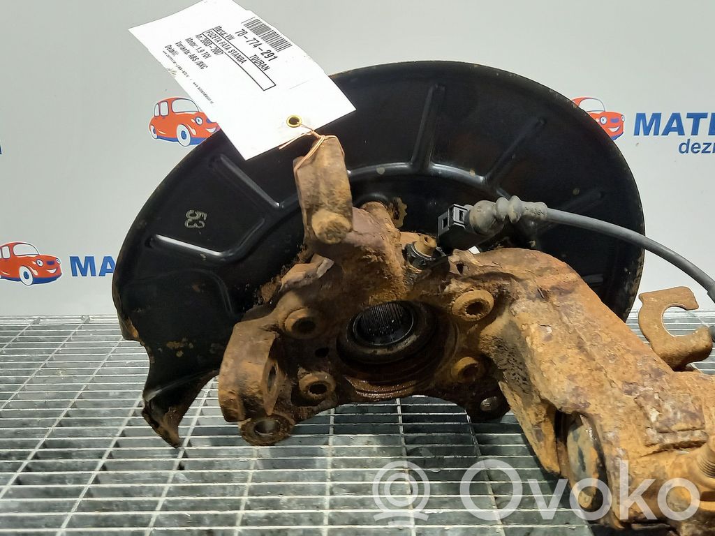Volkswagen Touran I Fuzetă butuc roată față 