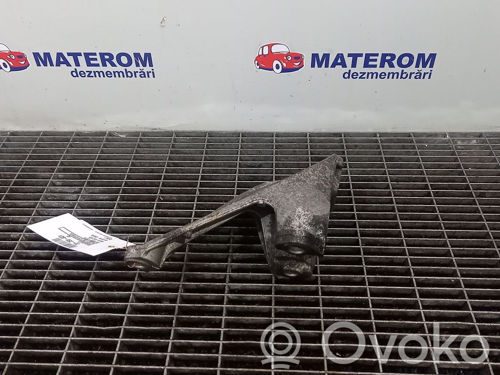 Engine mount bracket   4F0199307N
