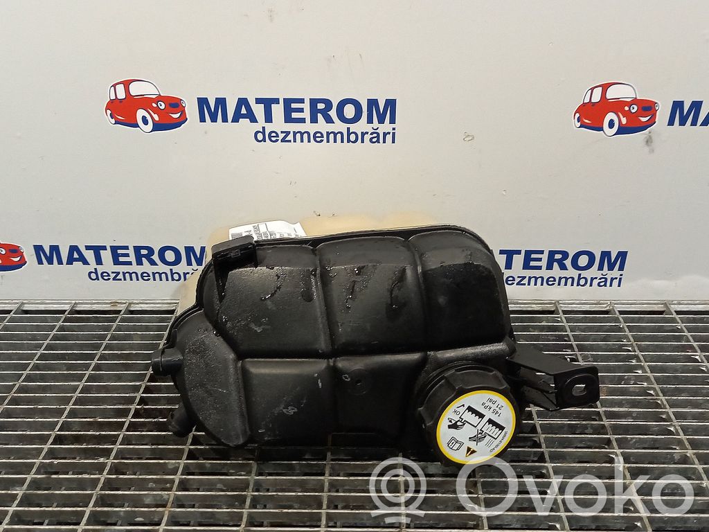 Land Rover Freelander 2 - LR2 Zbiornik wyrównawczy chłodziwa 