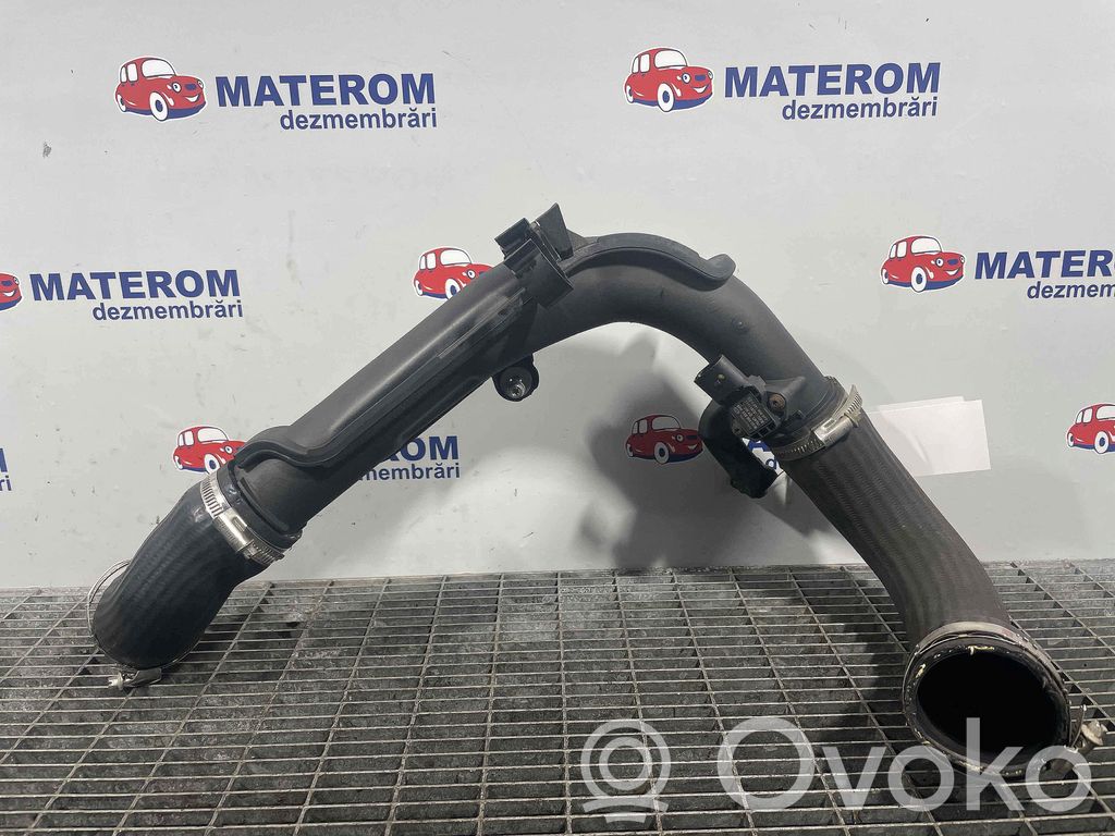 Volkswagen PASSAT CC Furtun/conductă intercooler 