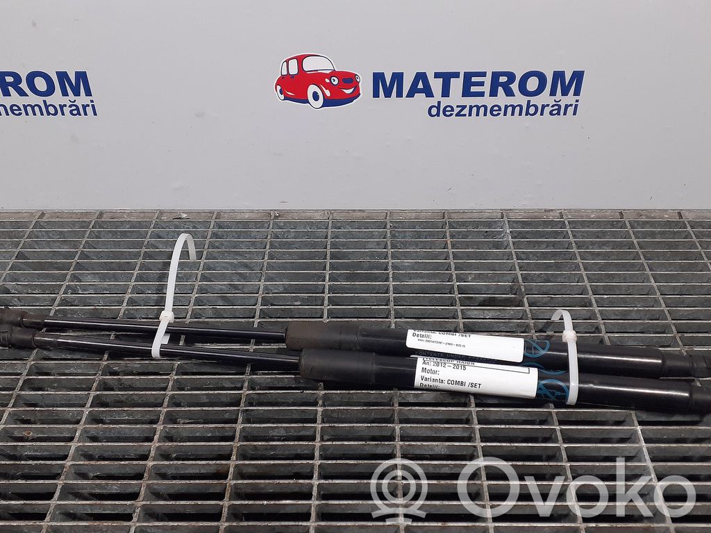 Toyota Auris E180 Ammortizzatore portellone posteriore/bagagliaio