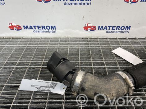 Volkswagen Golf VII Tube d'admission de tuyau de refroidisseur intermédiaire