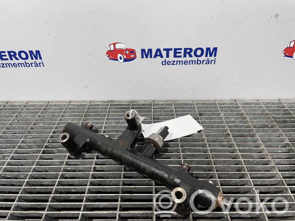 Ford Focus Tubo principal de alimentación del combustible 