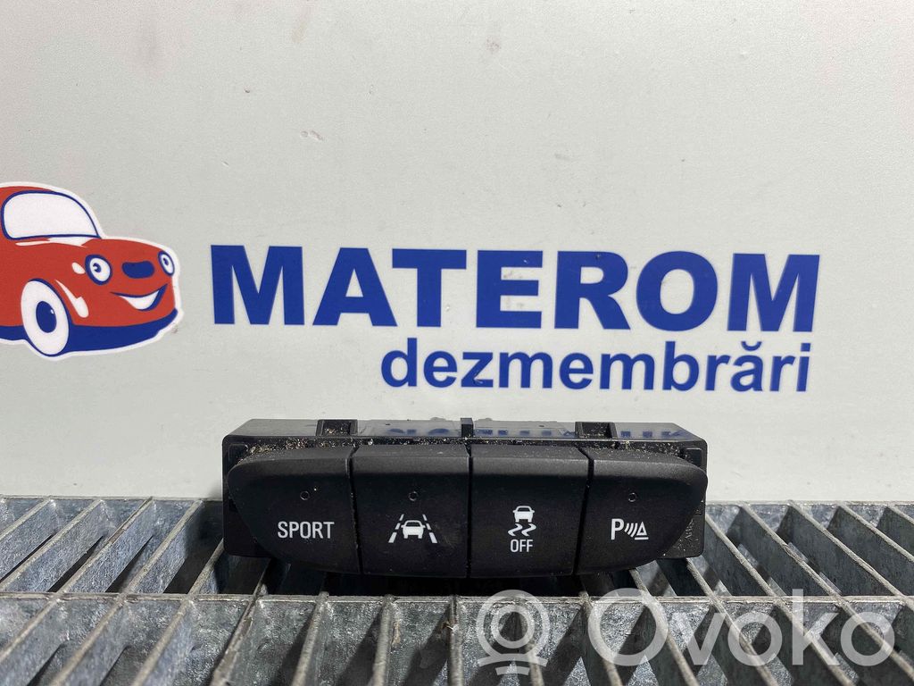 Opel Astra K Interruptor del sensor de aparcamiento (PDC) 